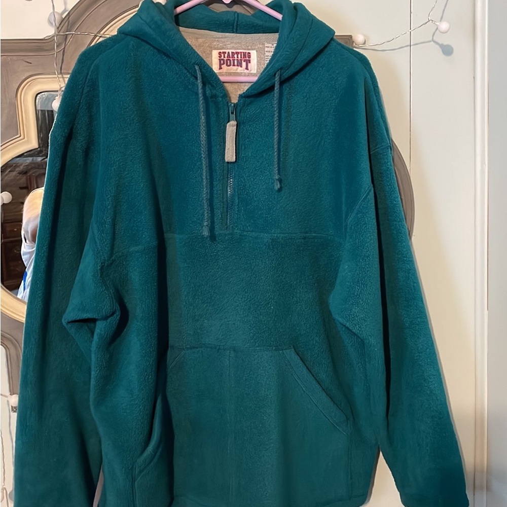 starting point hooded half zip fleece pullover  size medium (more like XL)
